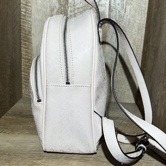 Guess Cream Backpack - Picture 4 of 14